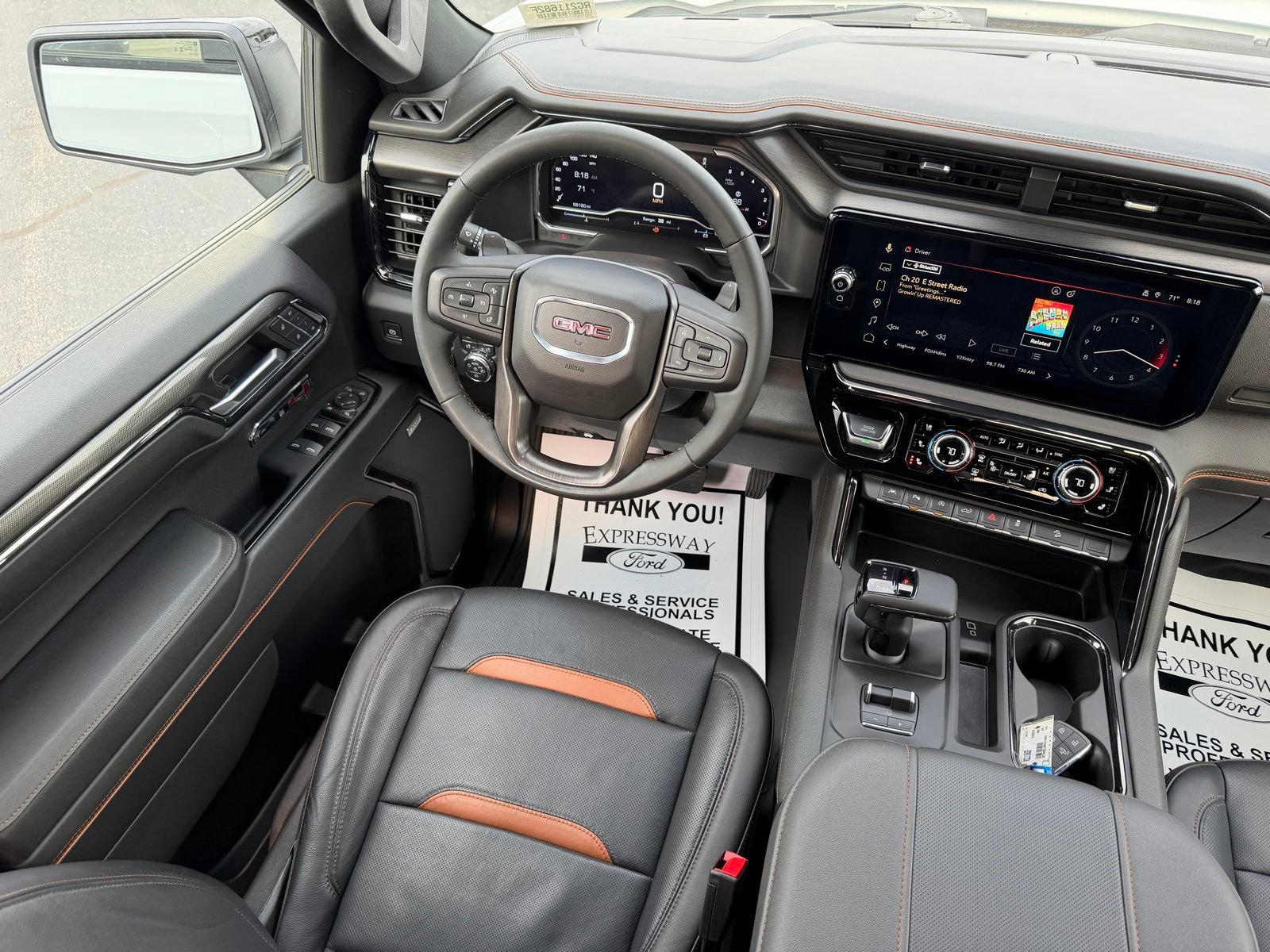 Used 2024 GMC Sierra 1500 AT4 w/ AT4 Preferred Package AWD/4WD image 14