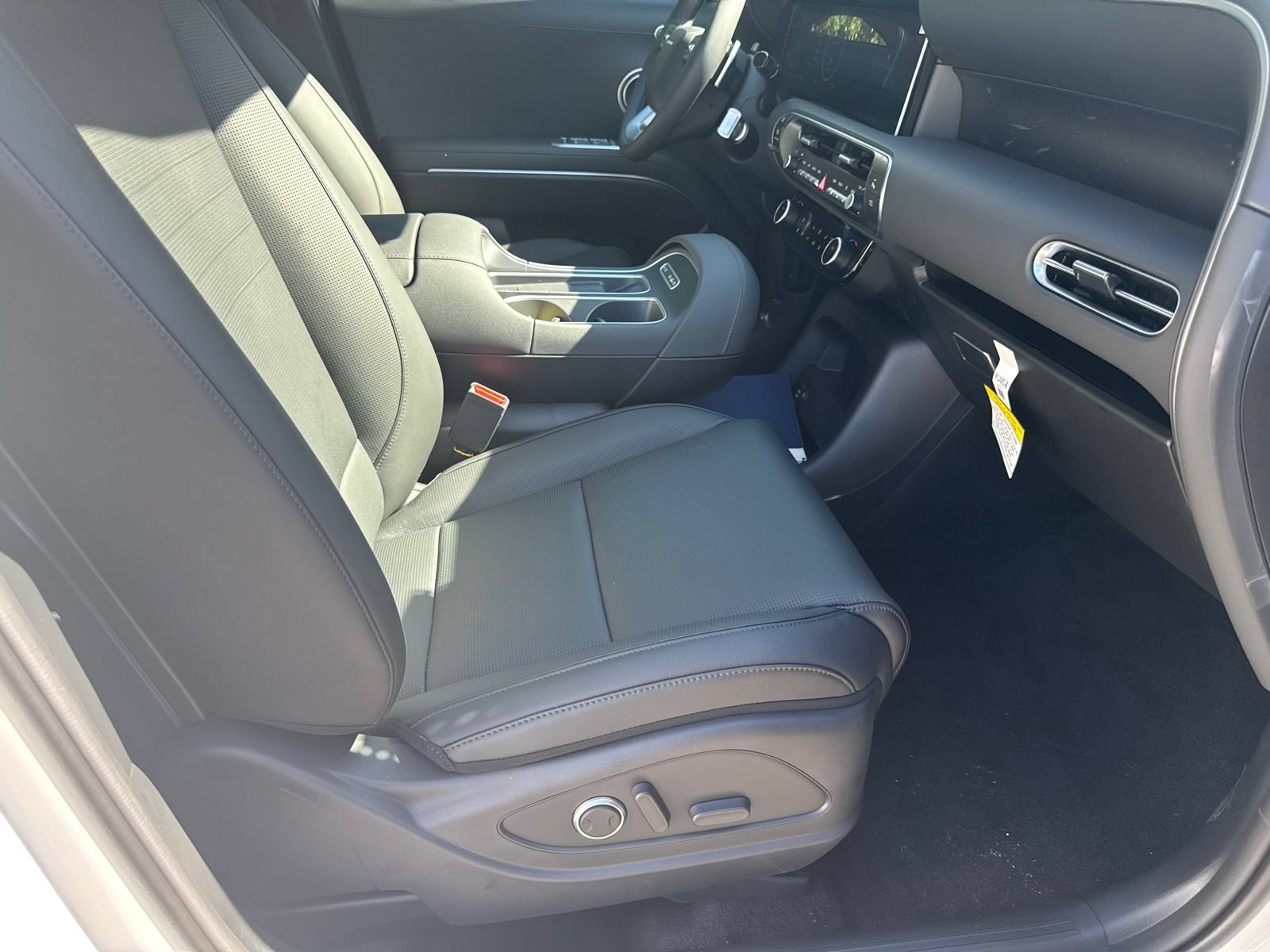Used 2026 Hyundai Palisade Limited FWD image 13
