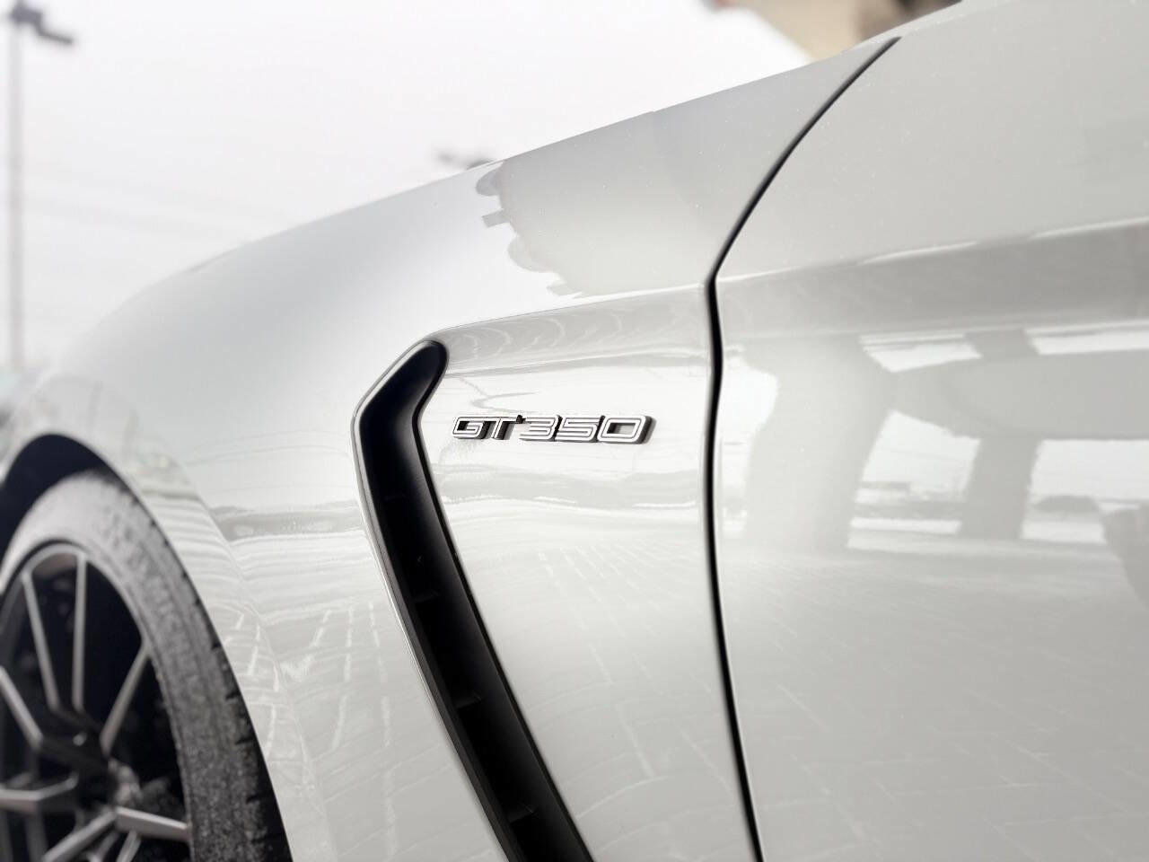 Used 2017 Ford Mustang Shelby GT350 w/ Electronics Package image 25