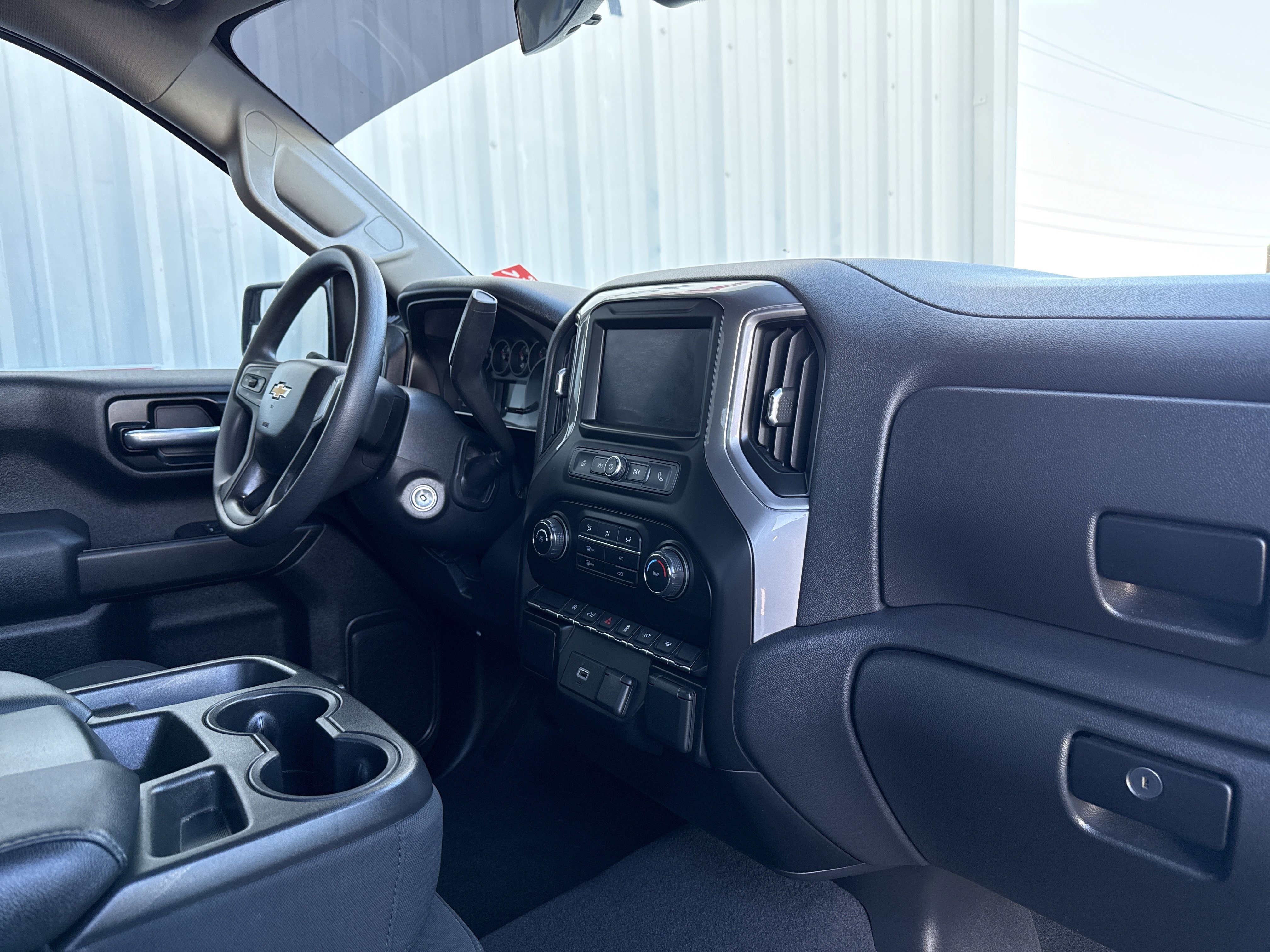 Used 2020 Chevrolet Silverado 1500 Custom w/ Custom Value Package image 44