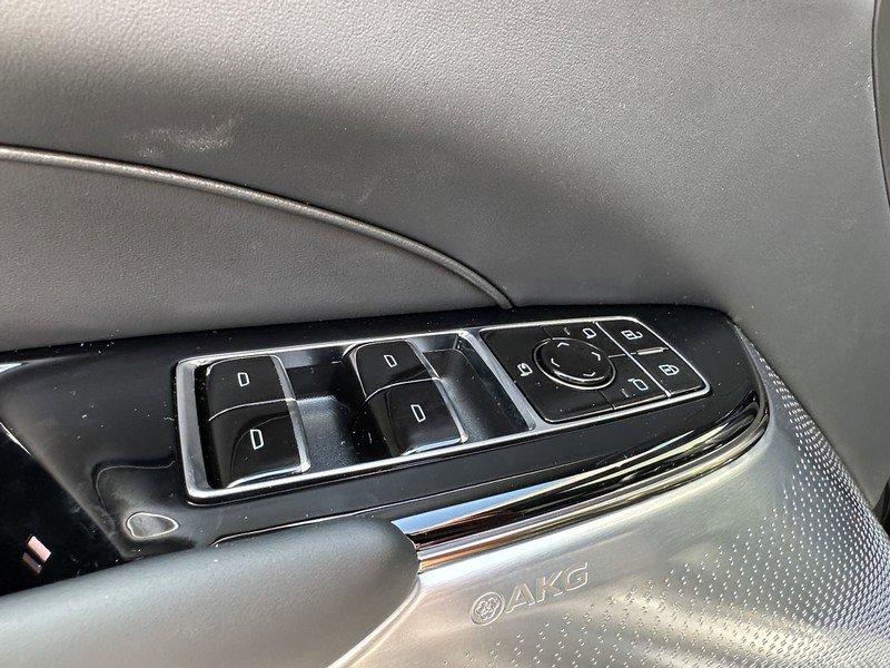 New 2026 Cadillac Lyriq V image 18