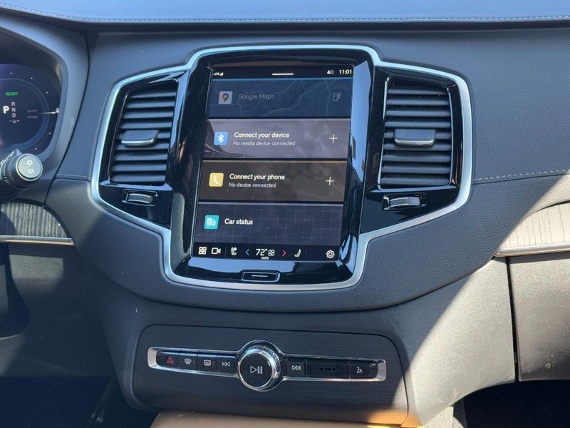 Certified 2024 Volvo XC90 T8 Ultimate w/ Lounge Package image 14