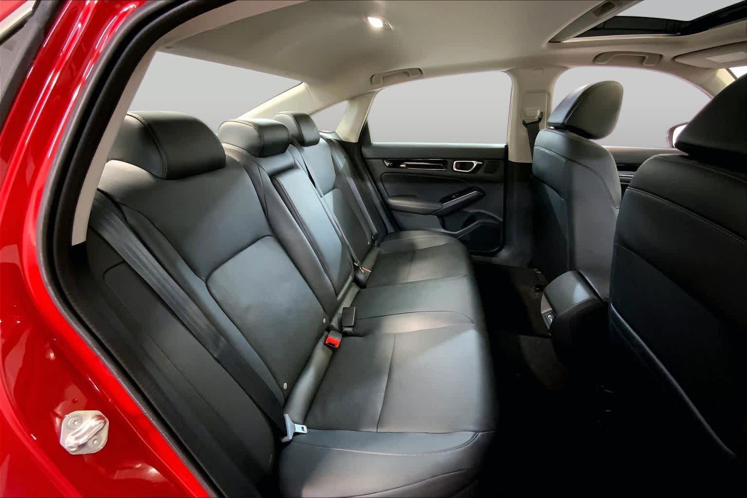 Used 2022 Honda Civic Touring image 19