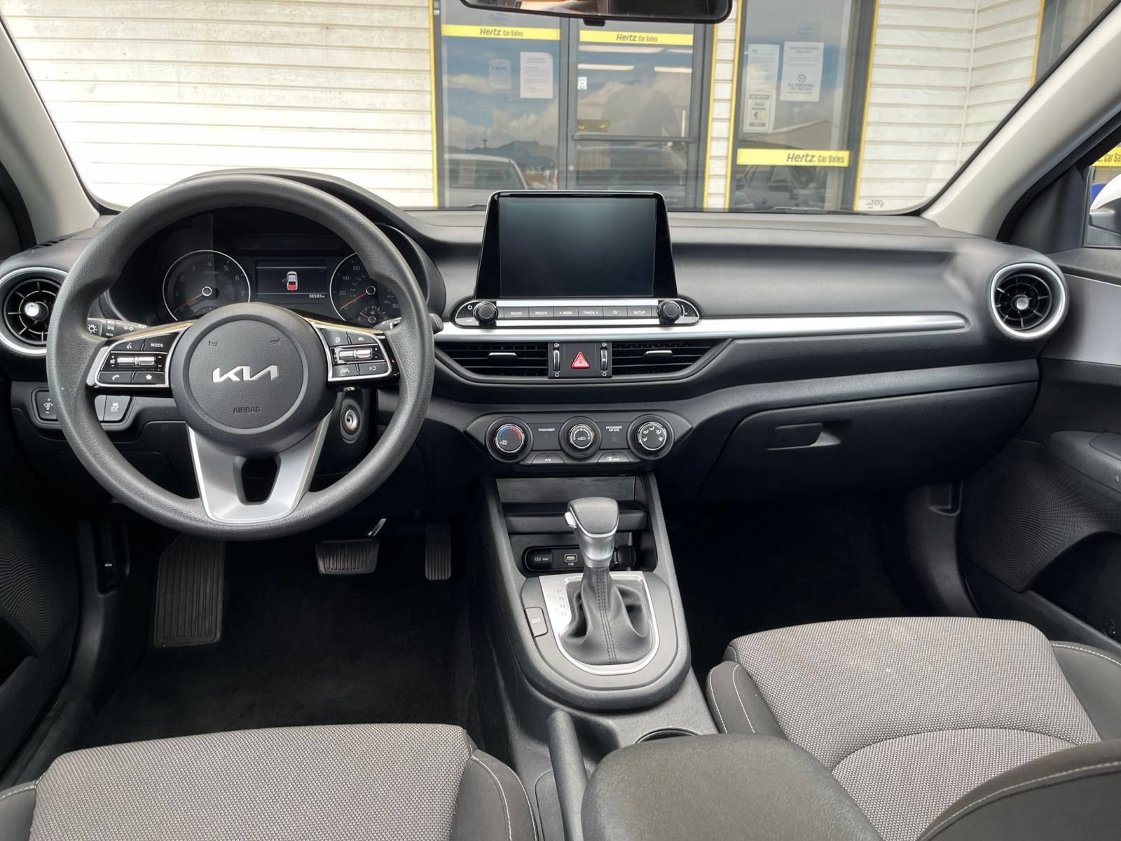 Used 2024 Kia Forte LXS FWD image 29