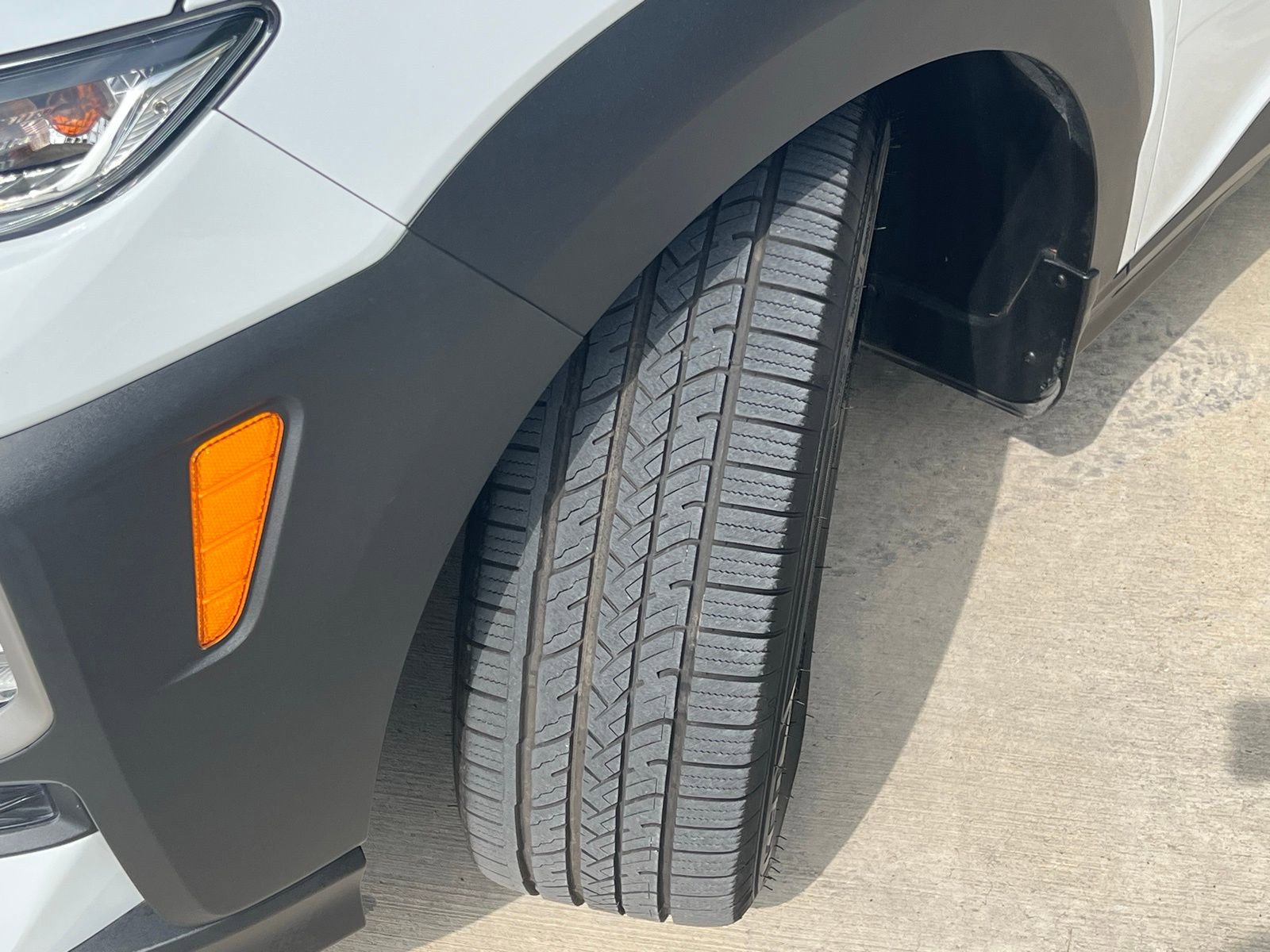 Used 2018 Hyundai Kona SEL w/ SEL Tech Package 02 FWD image 9