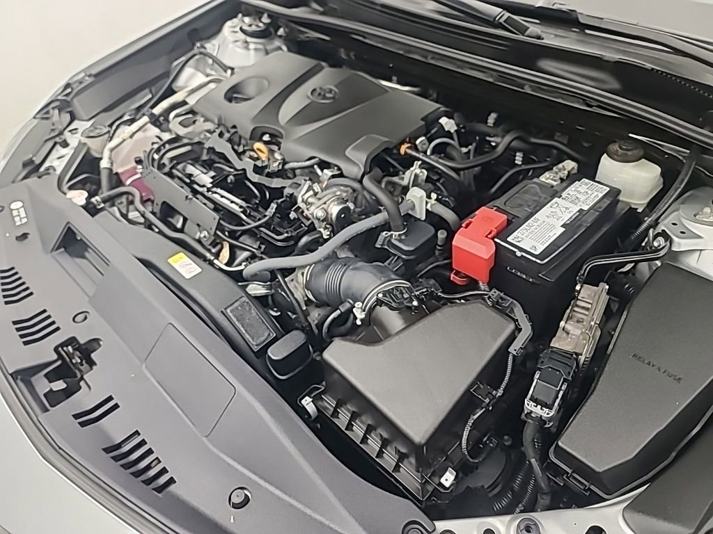 Used 2022 Toyota Camry XSE FWD image 40