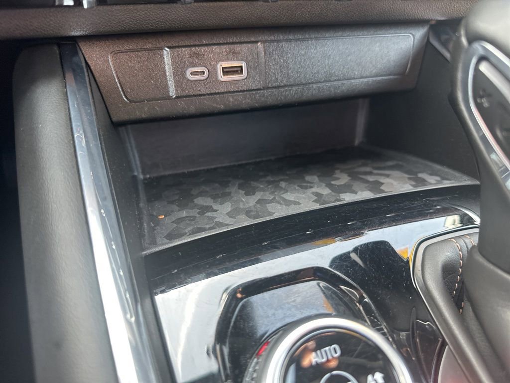 Used 2023 GMC Canyon AT4 w/ Technology Package image 6