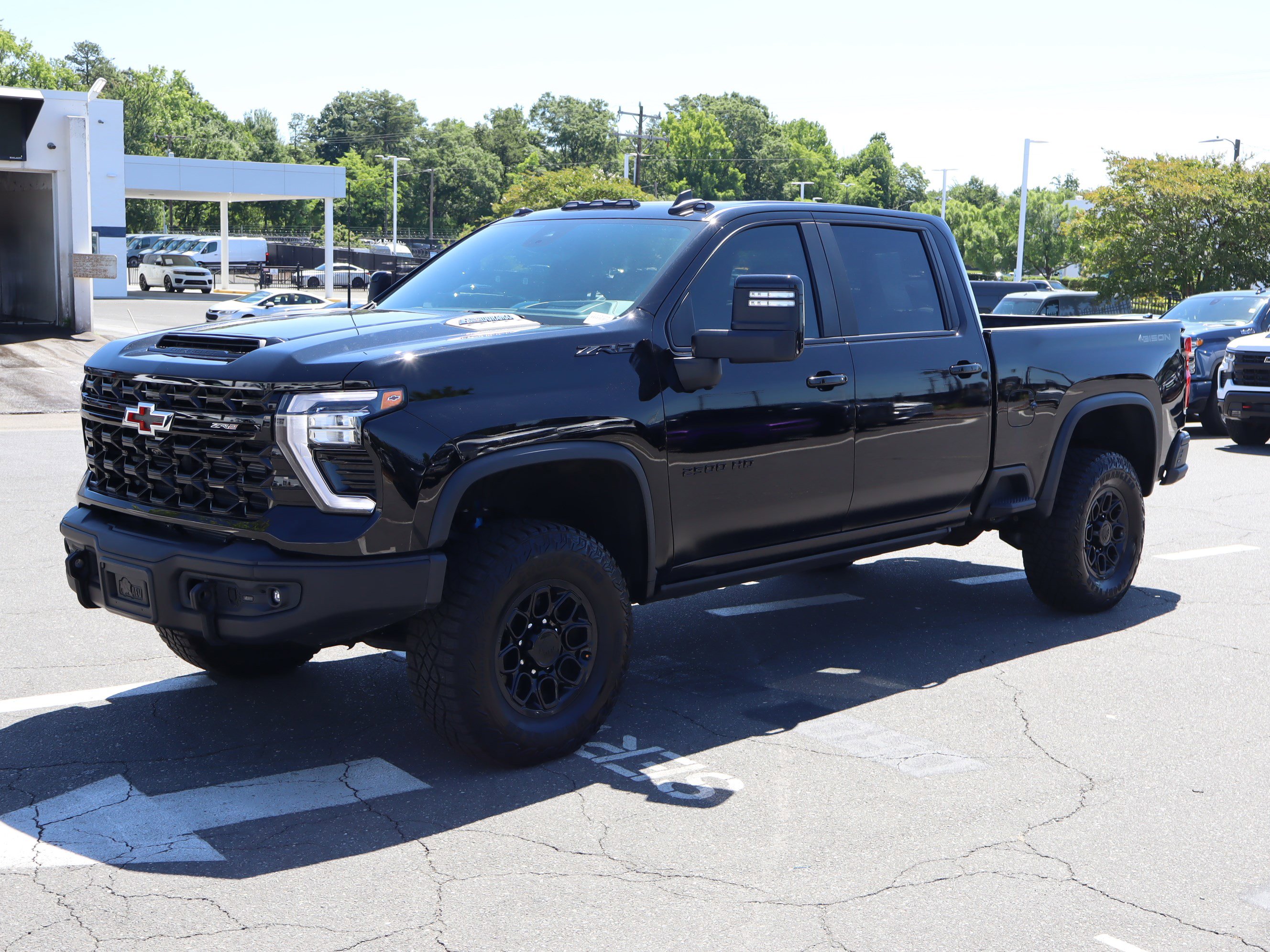 Used 2024 Chevrolet Silverado 2500 ZR2 w/ ZR2 Bison Edition AWD/4WD image 5