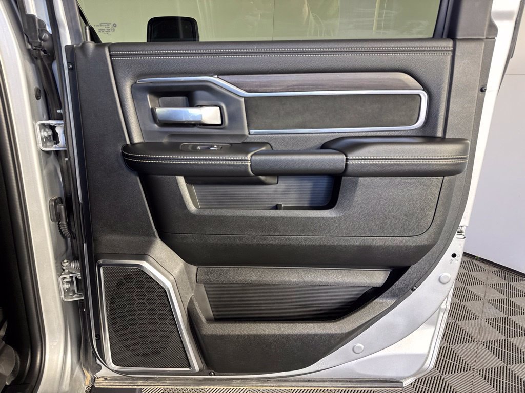 Certified 2026 RAM 2500 Laramie AWD/4WD image 47
