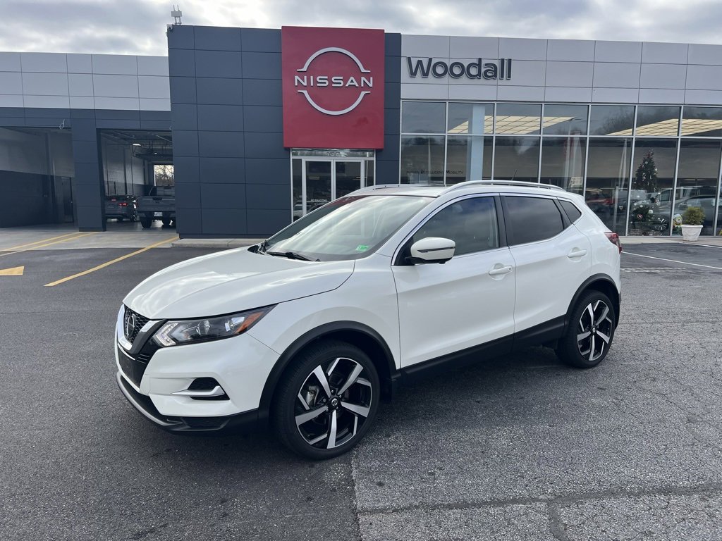 Used 2022 Nissan Rogue Sport SL image 1