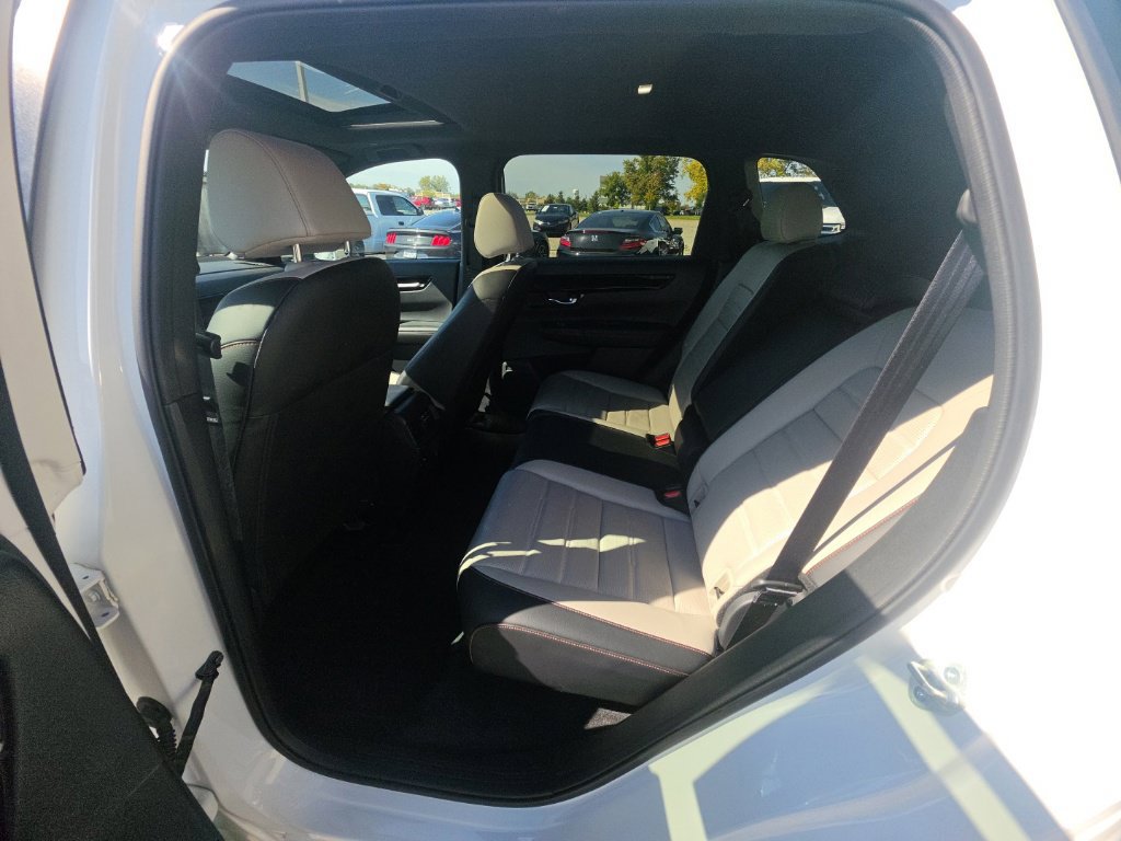 Certified 2025 Honda CR-V Sport Touring image 28