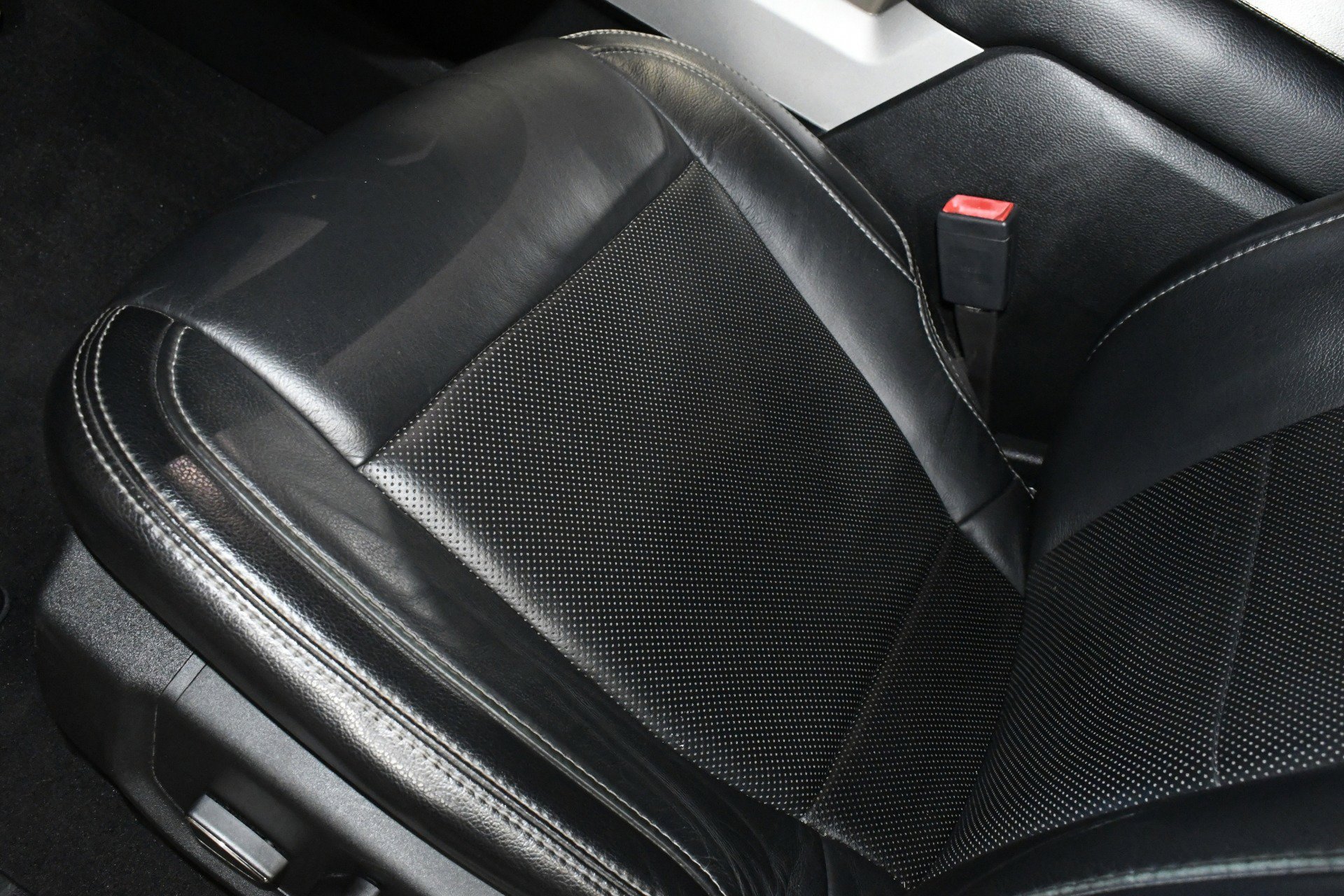 Used 2019 Ford F250 Lariat w/ Lariat Ultimate Package image 11