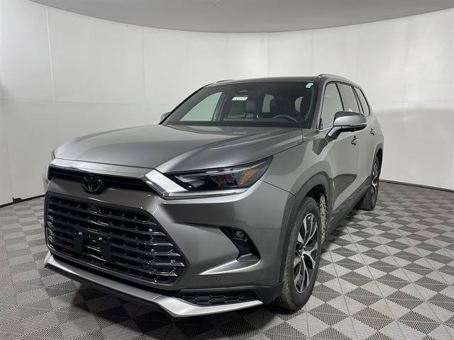 New 2026 Toyota Grand Highlander AWD Hybrid image 3