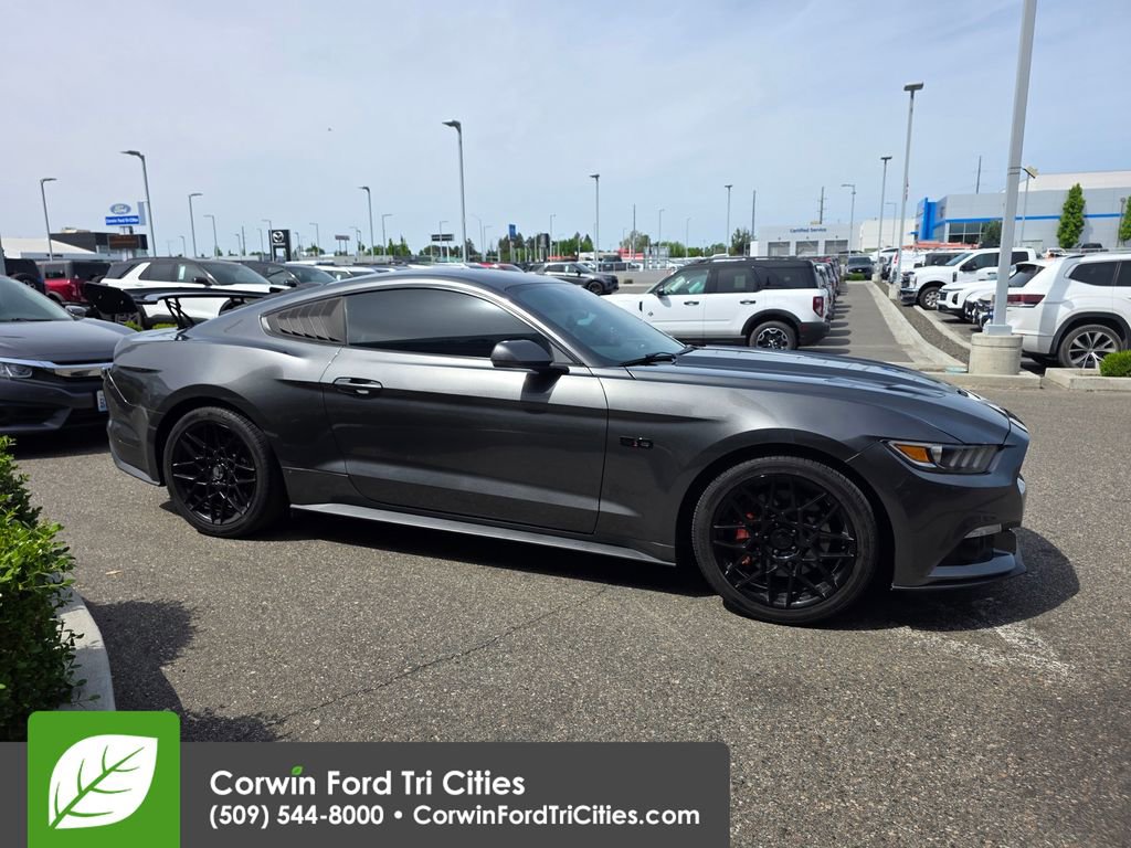 Used 2015 Ford Mustang GT Premium w/ Equipment Group 401A RWD image 9