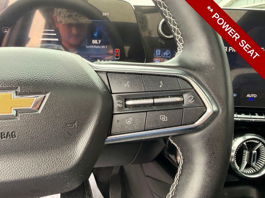 Used 2024 Chevrolet Blazer EV LT AWD/4WD image 19