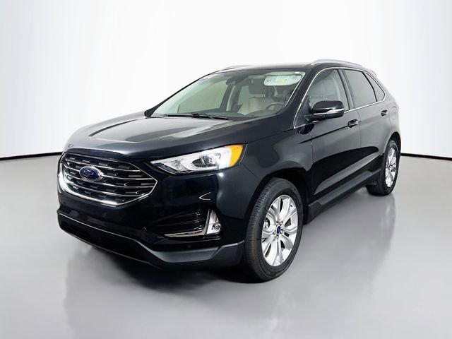 Used 2020 Ford Edge Titanium image 5