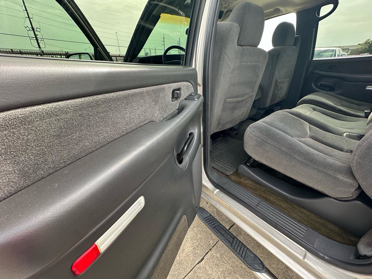 Used 2003 Chevrolet Silverado 2500 LS RWD image 18
