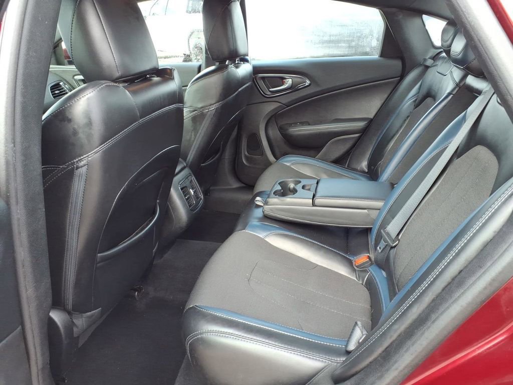 Used 2016 Chrysler 200 S w/ Comfort Group image 9