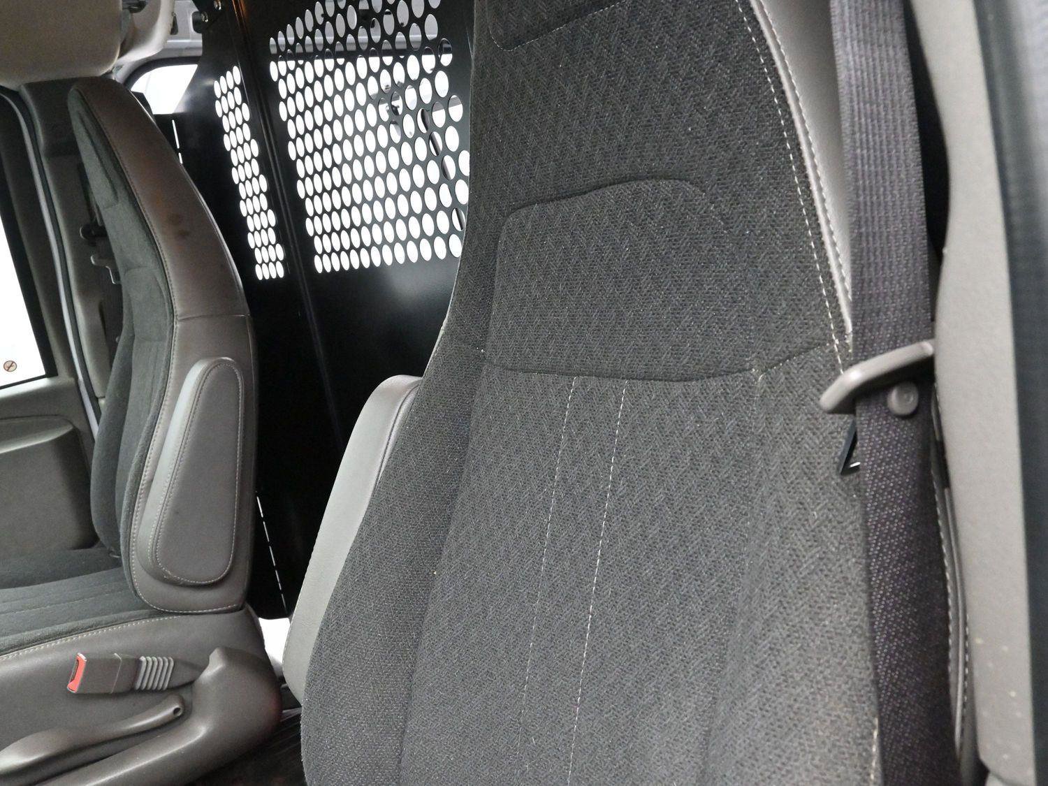 Used 2024 GMC Savana 2500 w/ Driver Convenience Package image 15