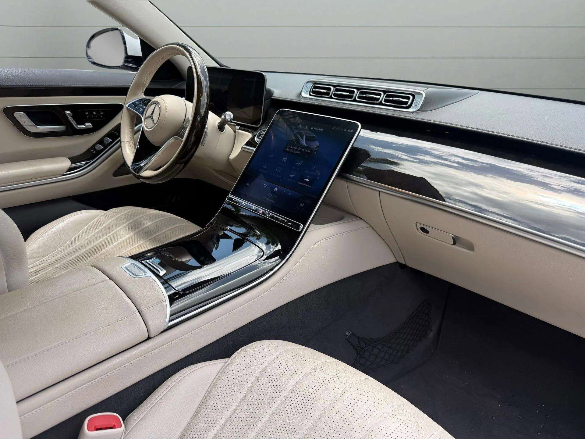 Used 2023 Mercedes-Benz S 500 4MATIC image 2