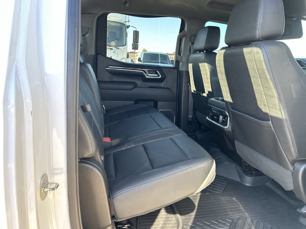 Certified 2023 Chevrolet Silverado 1500 LTZ w/ Technology Package AWD/4WD image 26