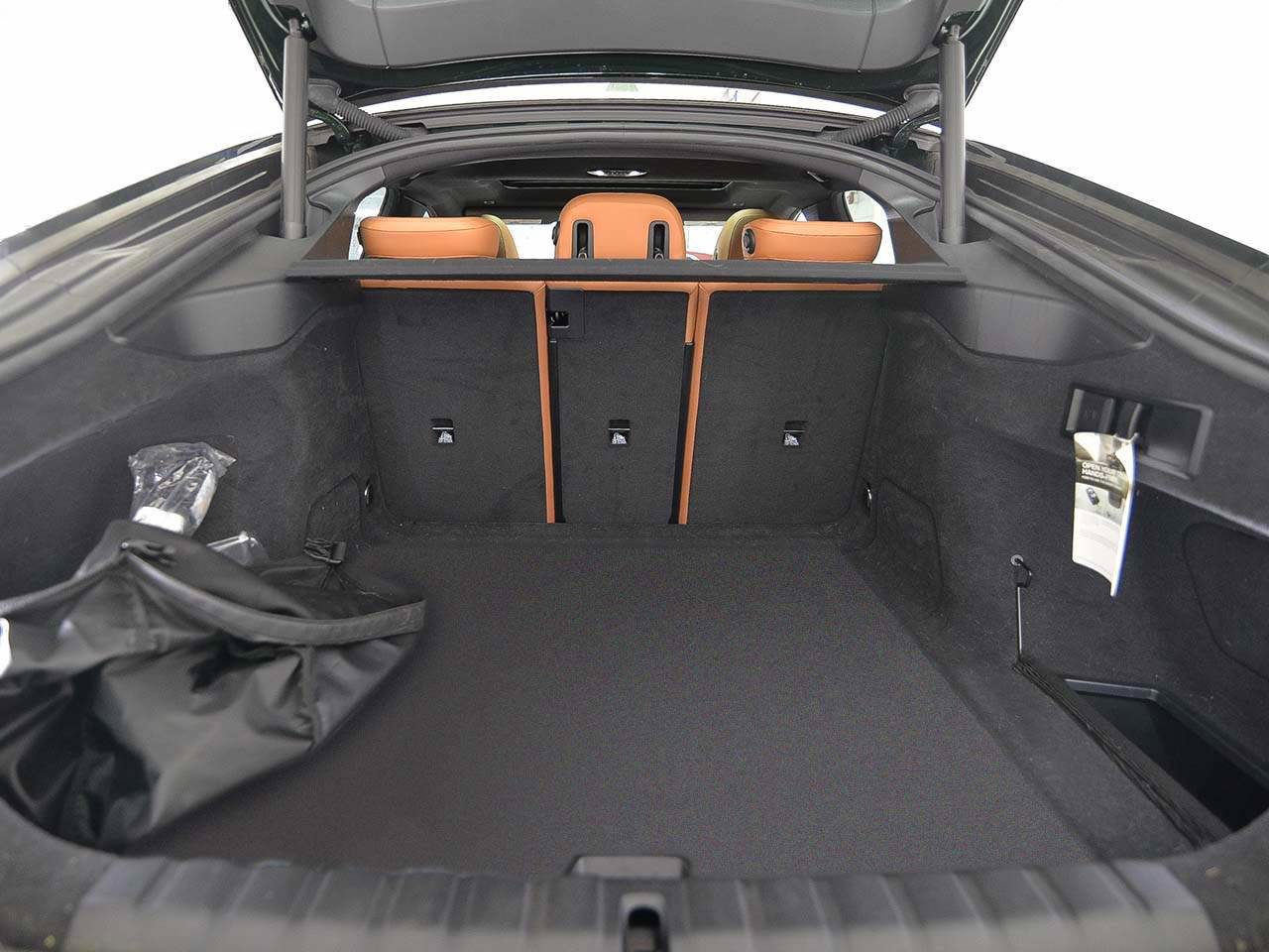 Used 2023 BMW i4 eDrive40 w/ Premium Package image 11