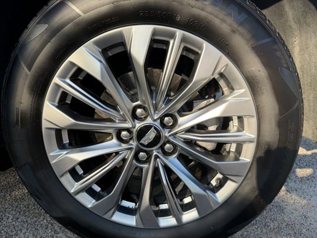 Used 2024 Cadillac XT4 Premium Luxury FWD image 29