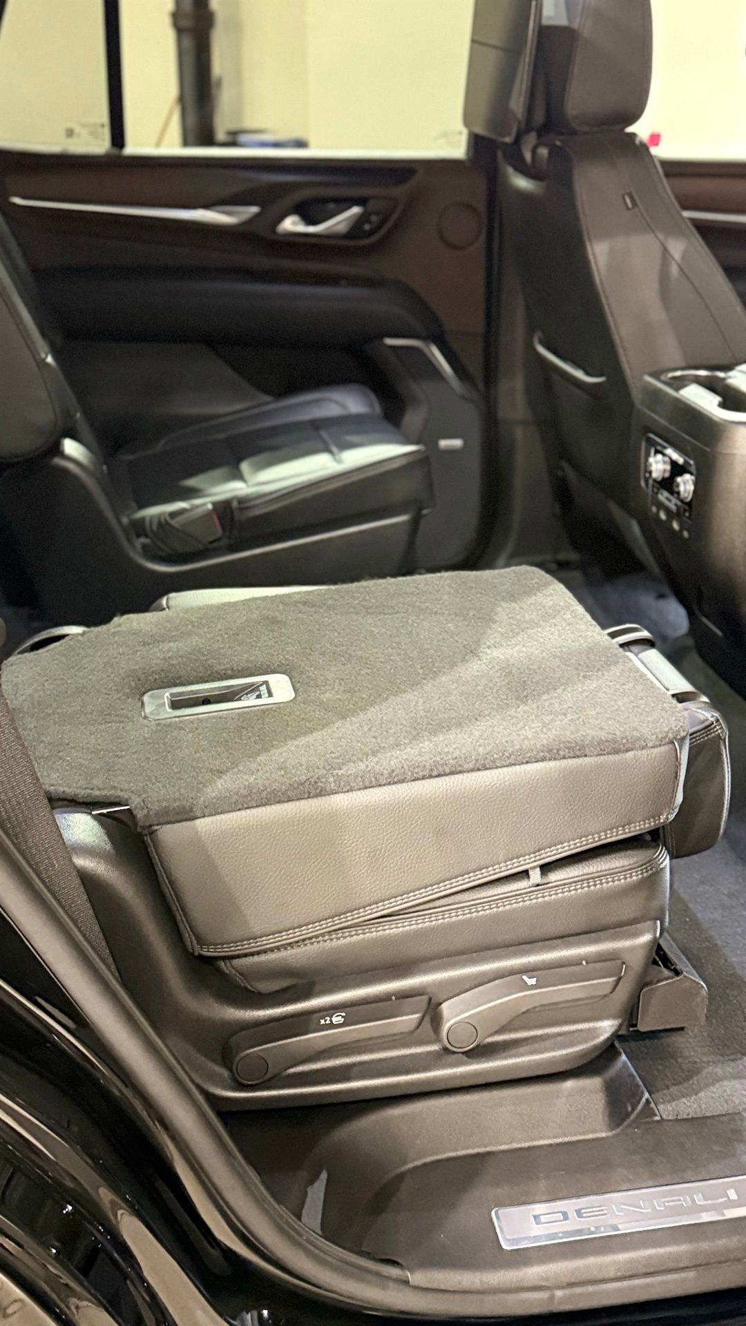 Used 2022 GMC Yukon Denali w/ Denali Ultimate Package image 77