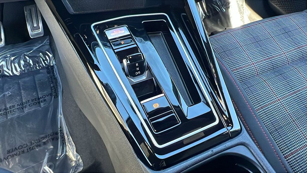 Certified 2024 Volkswagen GTI S image 28