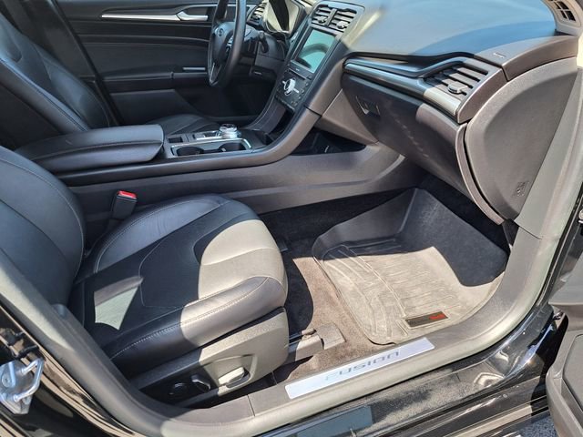 Used 2018 Ford Fusion Titanium AWD/4WD image 9