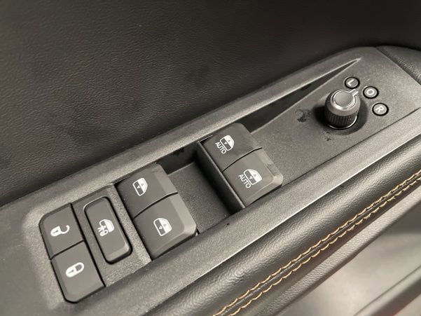 New 2026 Jeep Cherokee Limited image 18