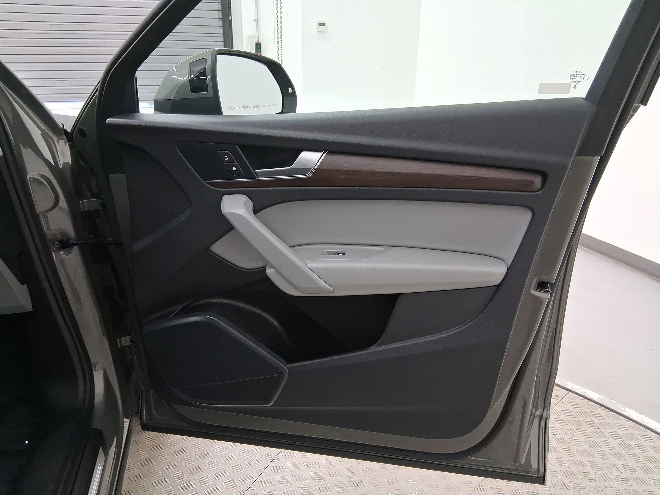 Used 2025 Audi Q5 e Premium image 31