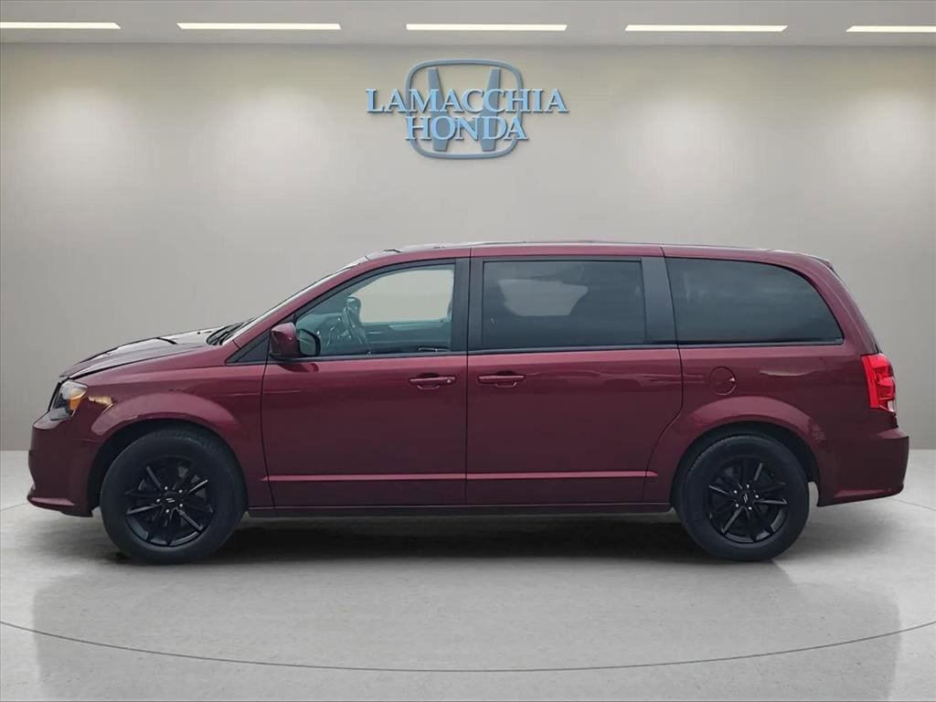 Used 2020 Dodge Grand Caravan GT FWD image 2