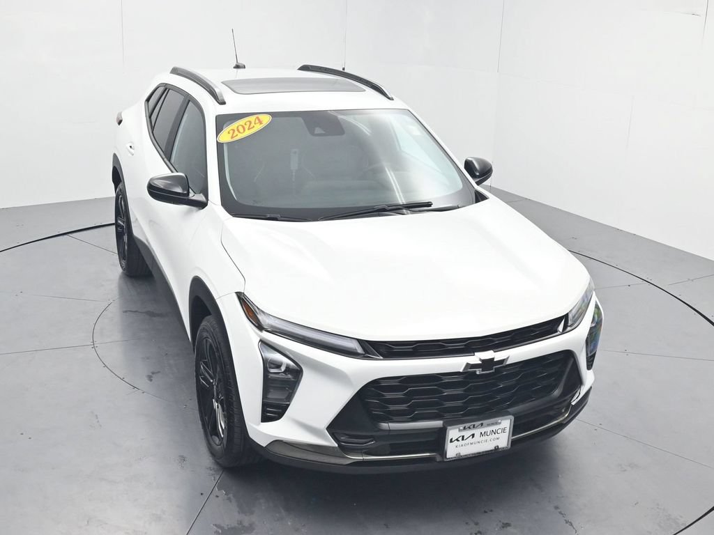 Used 2024 Chevrolet Trax ACTIV w/ Sunroof Package FWD image 44