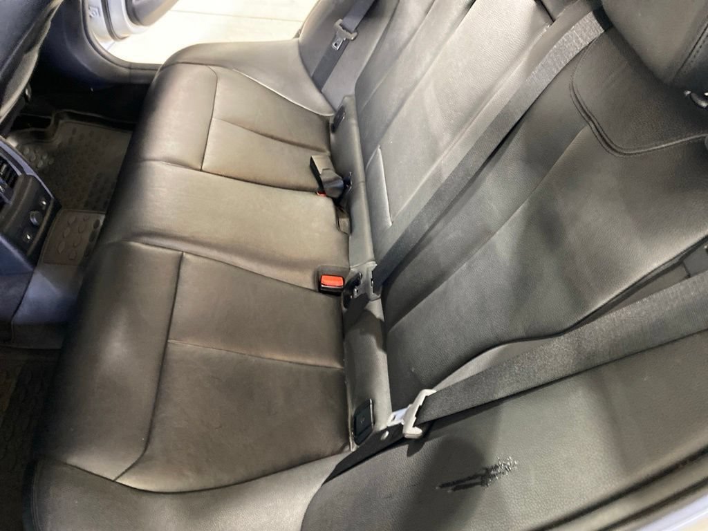 Used 2015 BMW 328d xDrive Wagon AWD/4WD image 11