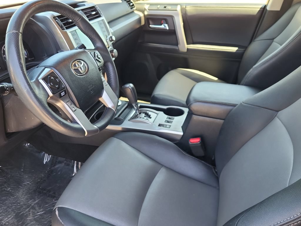 Used 2021 Toyota 4Runner SR5 Premium w/ Moonroof Package AWD/4WD image 12
