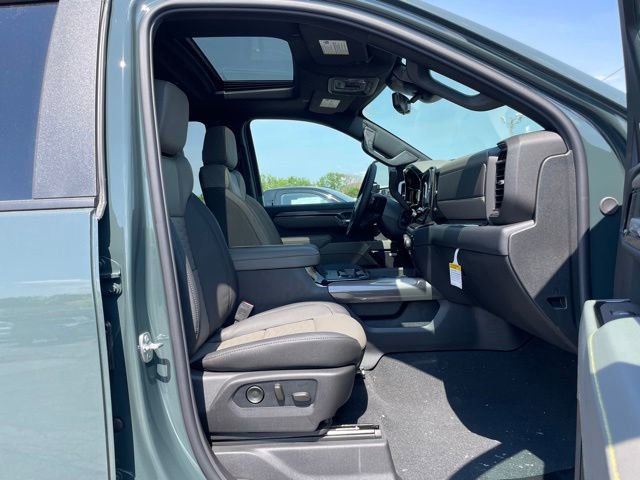 New 2026 Chevrolet Silverado 2500 ZR2 AWD/4WD image 17