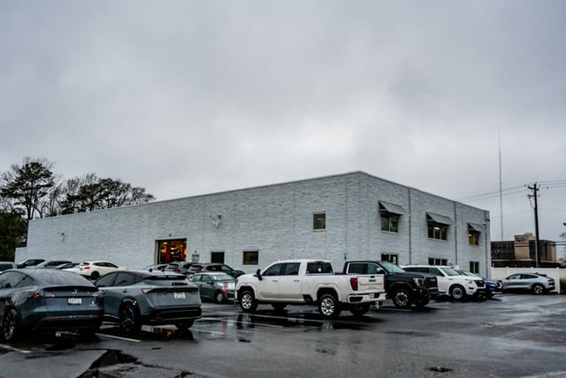 Used 2023 Nissan Frontier SV w/ Midnight Edition Package image 19