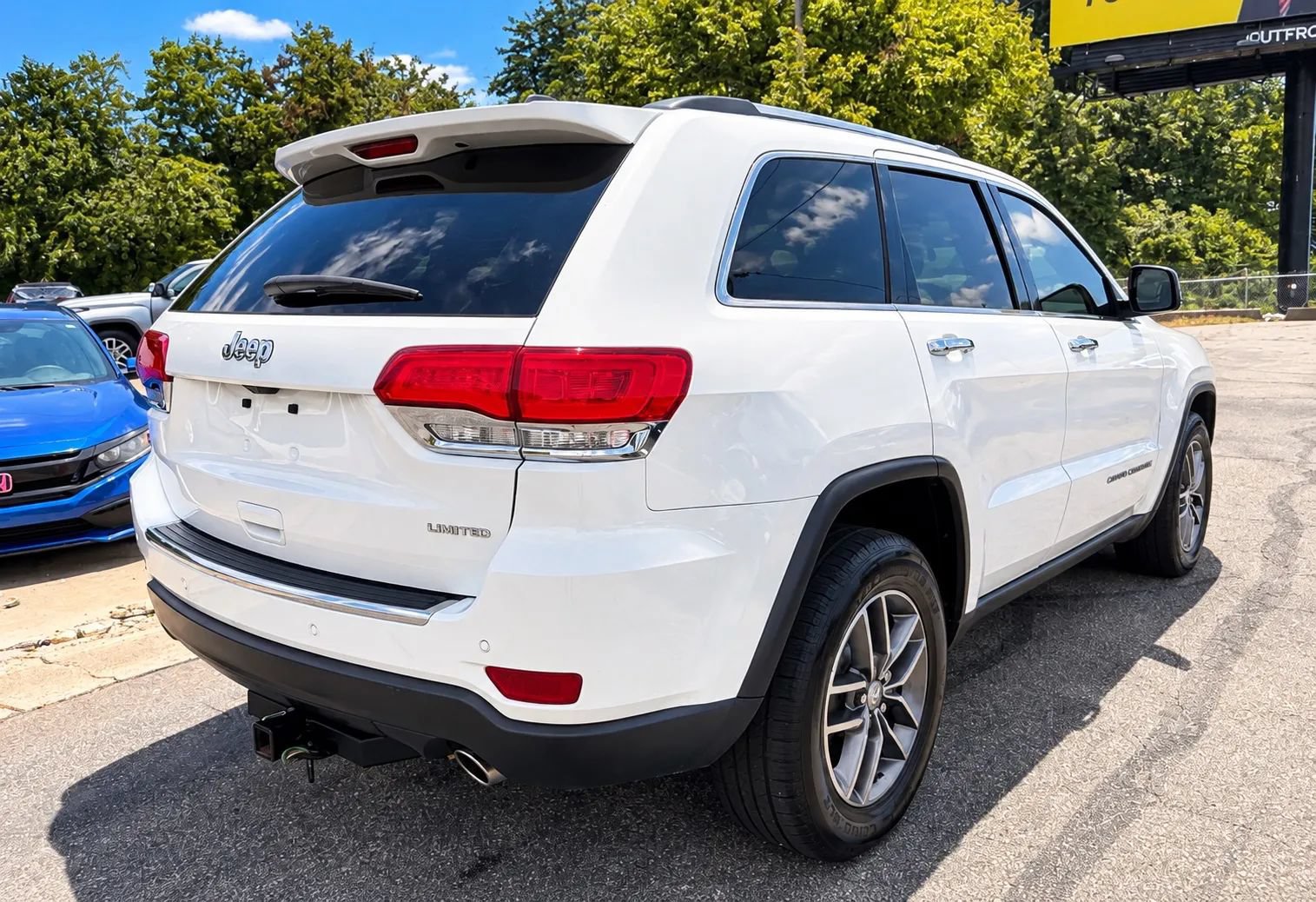 Used 2018 Jeep Grand Cherokee Limited w/ Luxury Group II RWD image 4