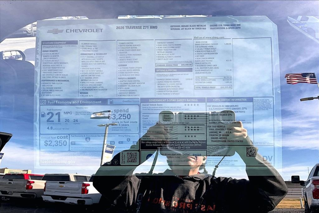 New 2026 Chevrolet Traverse Z71 w/ Enhanced Driving Package image 14