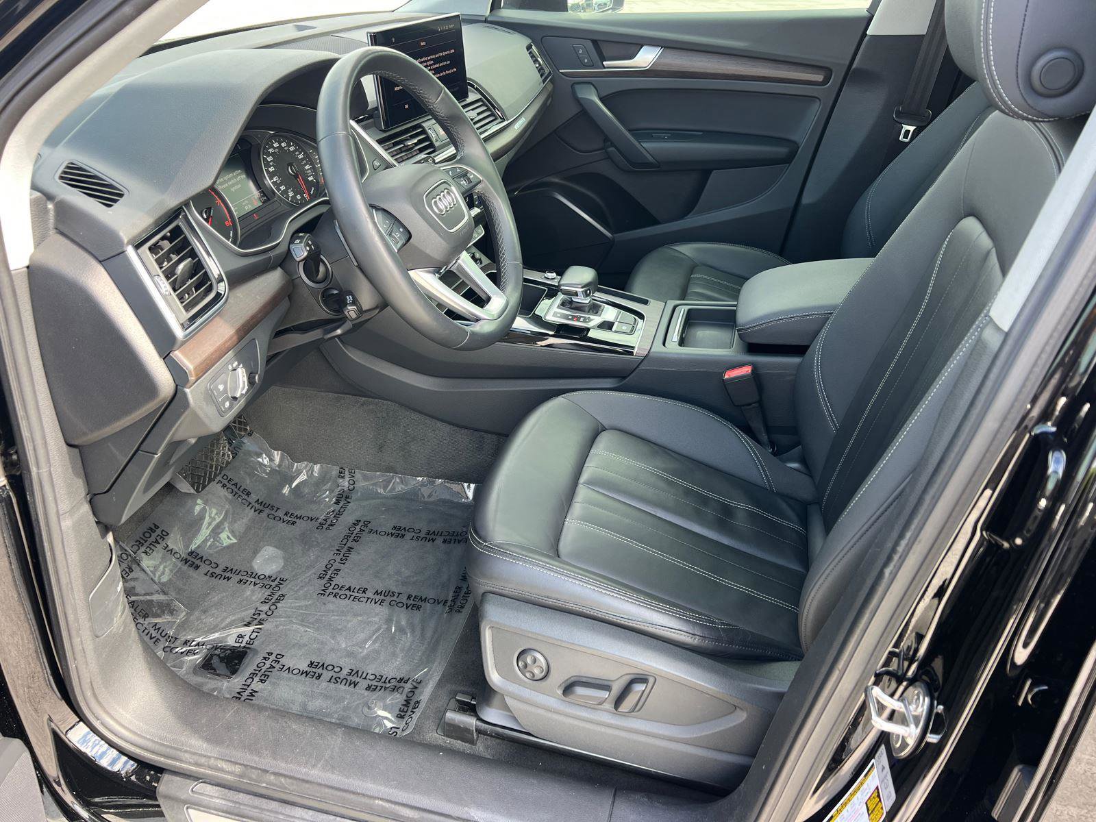 Used 2021 Audi Q5 2.0T Premium w/ Convenience Package AWD/4WD image 9