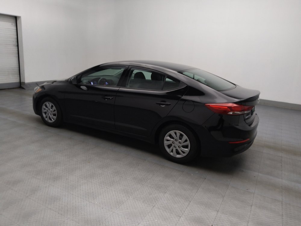 Used 2018 Hyundai Elantra SE w/ Cargo Package image 3