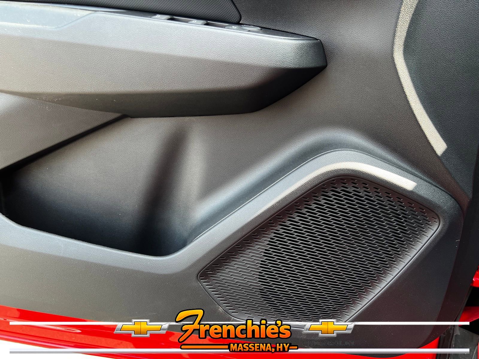 Used 2025 Chevrolet Equinox EV RS AWD/4WD image 13
