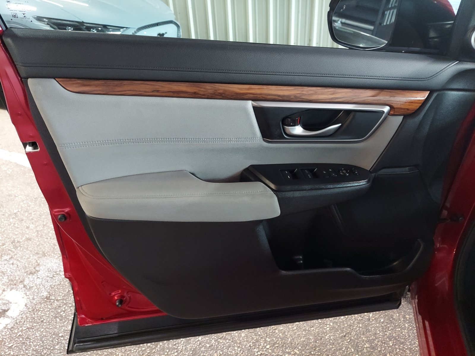 Used 2021 Honda CR-V EX image 27