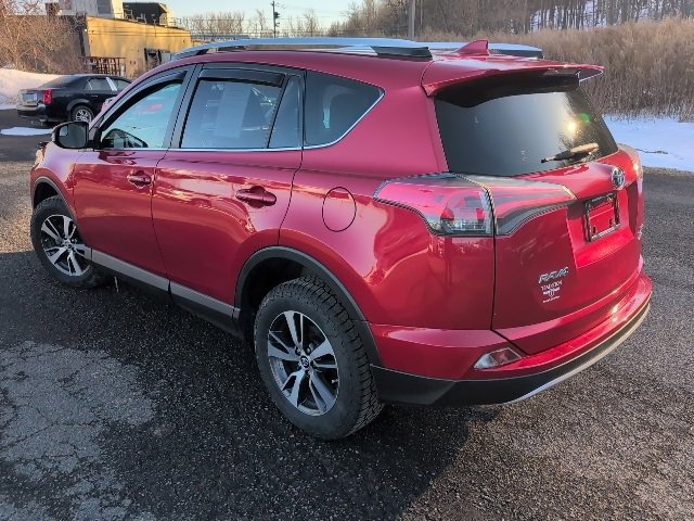 Used 2016 Toyota RAV4 XLE image 5