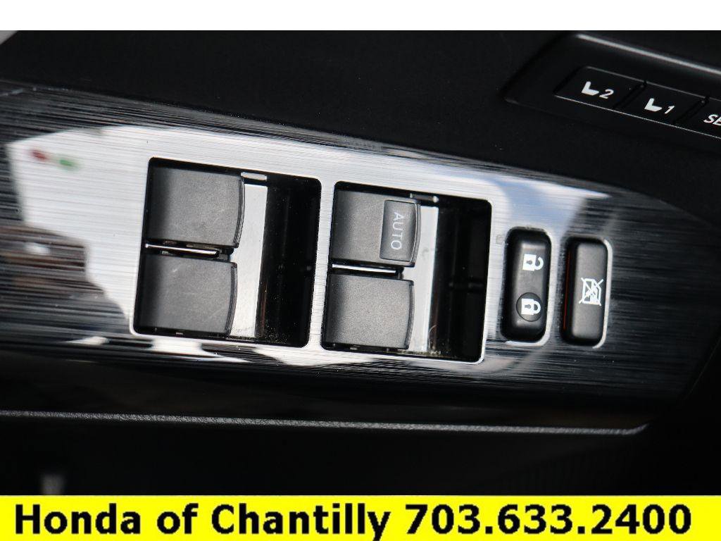 Used 2018 Toyota RAV4 Limited w/ All Weather Liner Package image 19