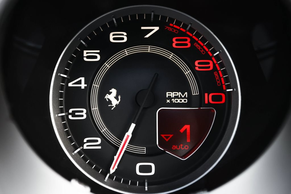 Used 2015 Ferrari California T RWD image 35