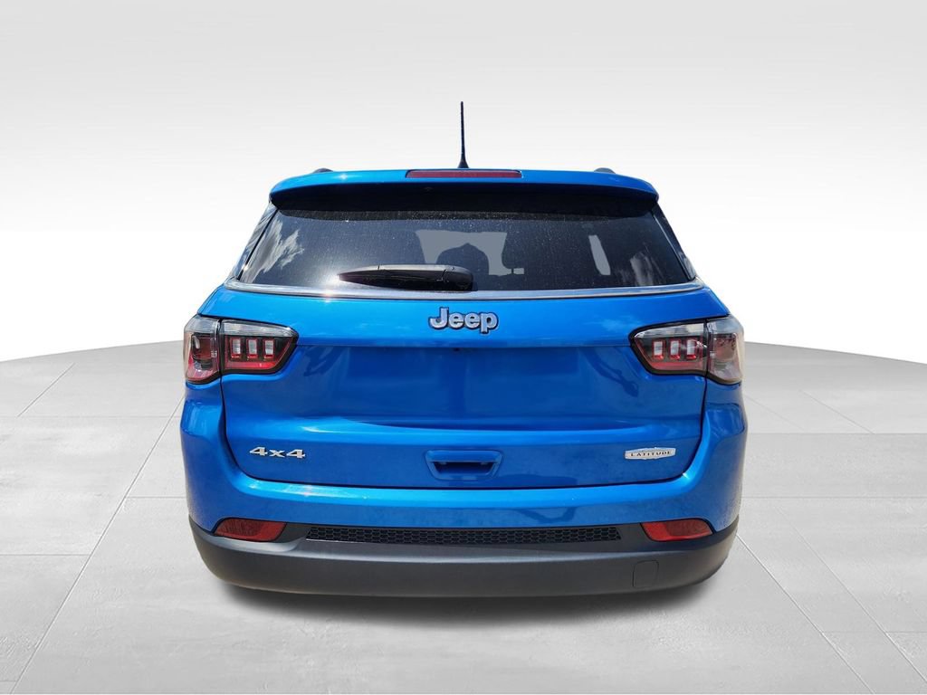 Used 2024 Jeep Compass Latitude AWD/4WD image 8
