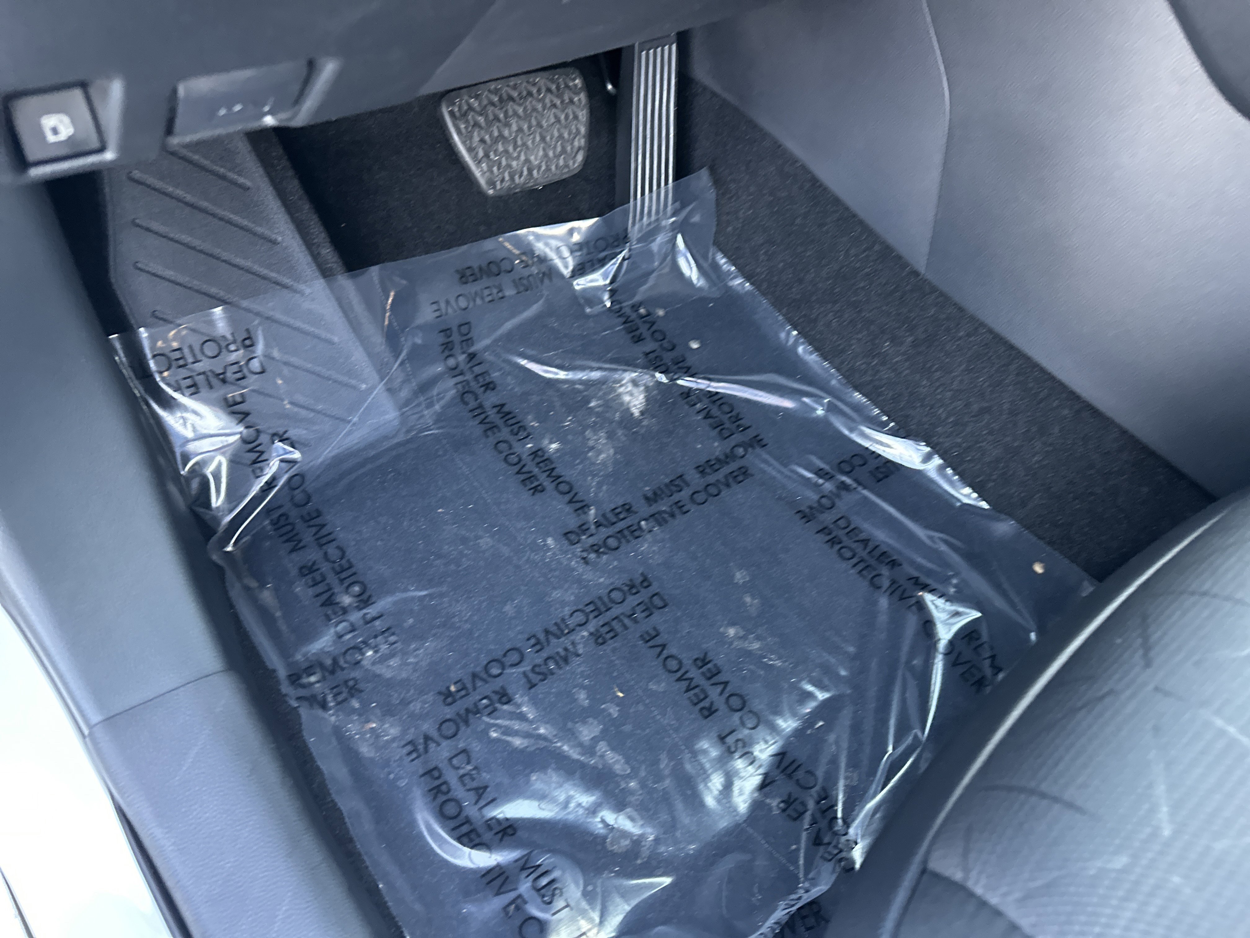 Certified 2025 Toyota RAV4 XLE image 17