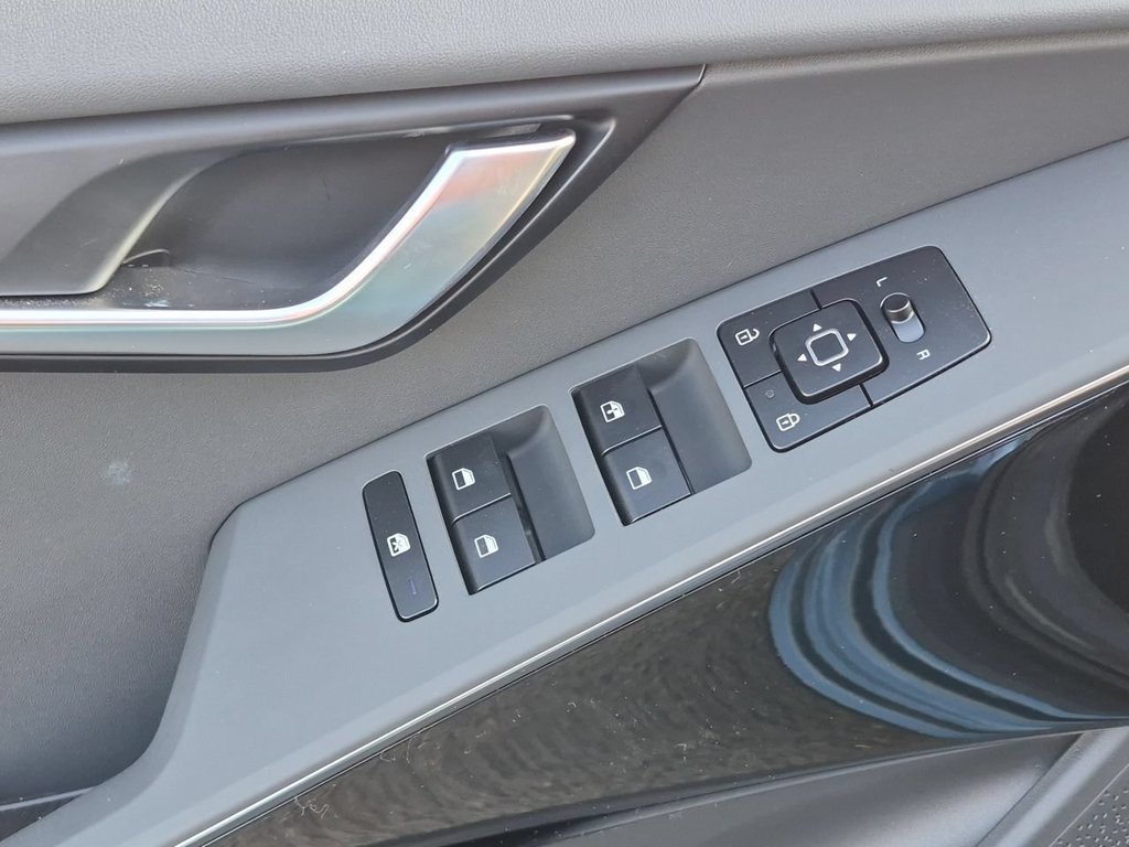 New 2026 Kia Niro EX FWD image 23